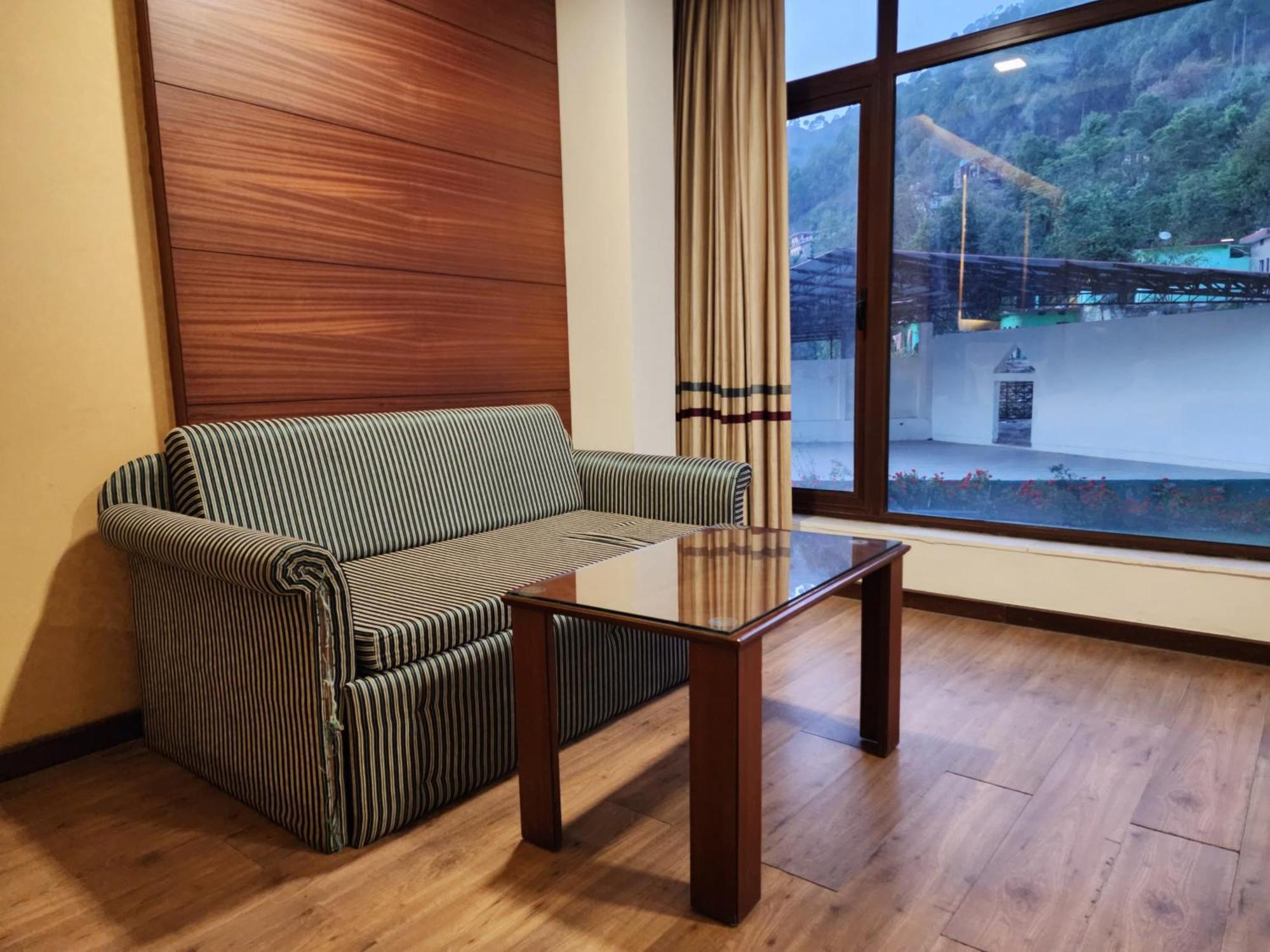 Hotel Royal Ark - Kasauli Exterior photo