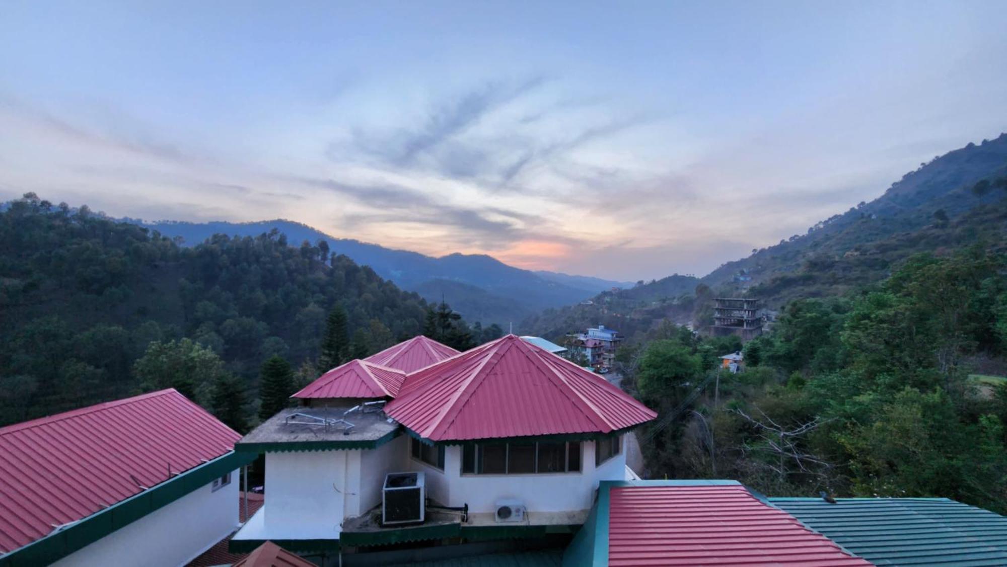 Hotel Royal Ark - Kasauli Exterior photo