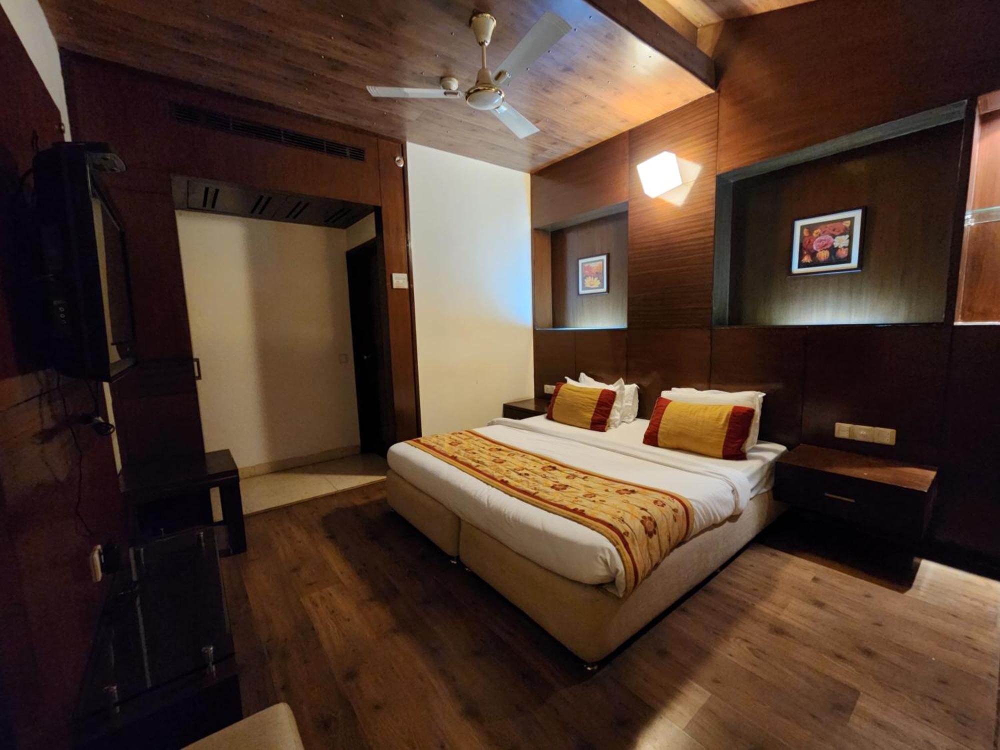Hotel Royal Ark - Kasauli Exterior photo