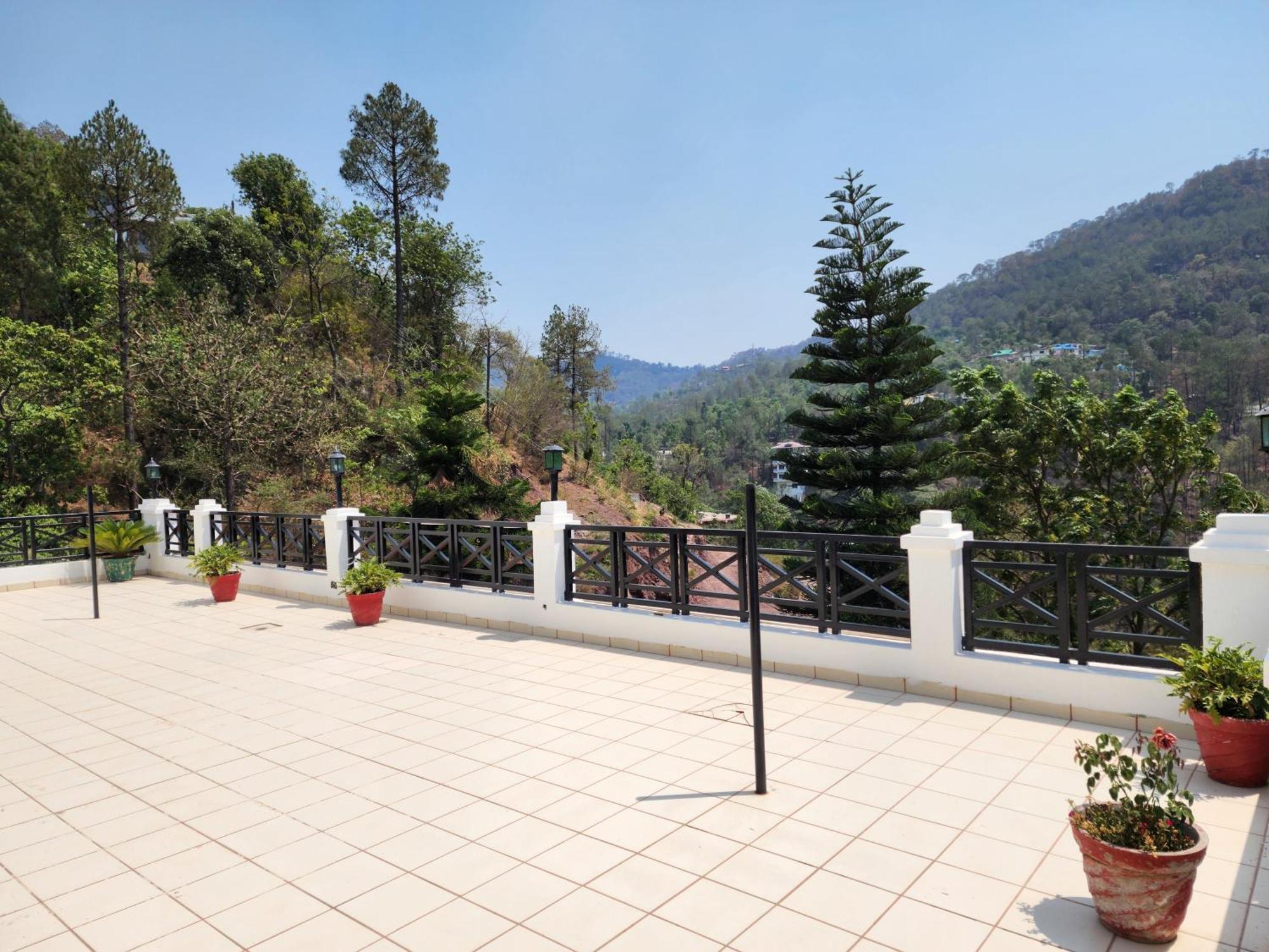 Hotel Royal Ark - Kasauli Exterior photo