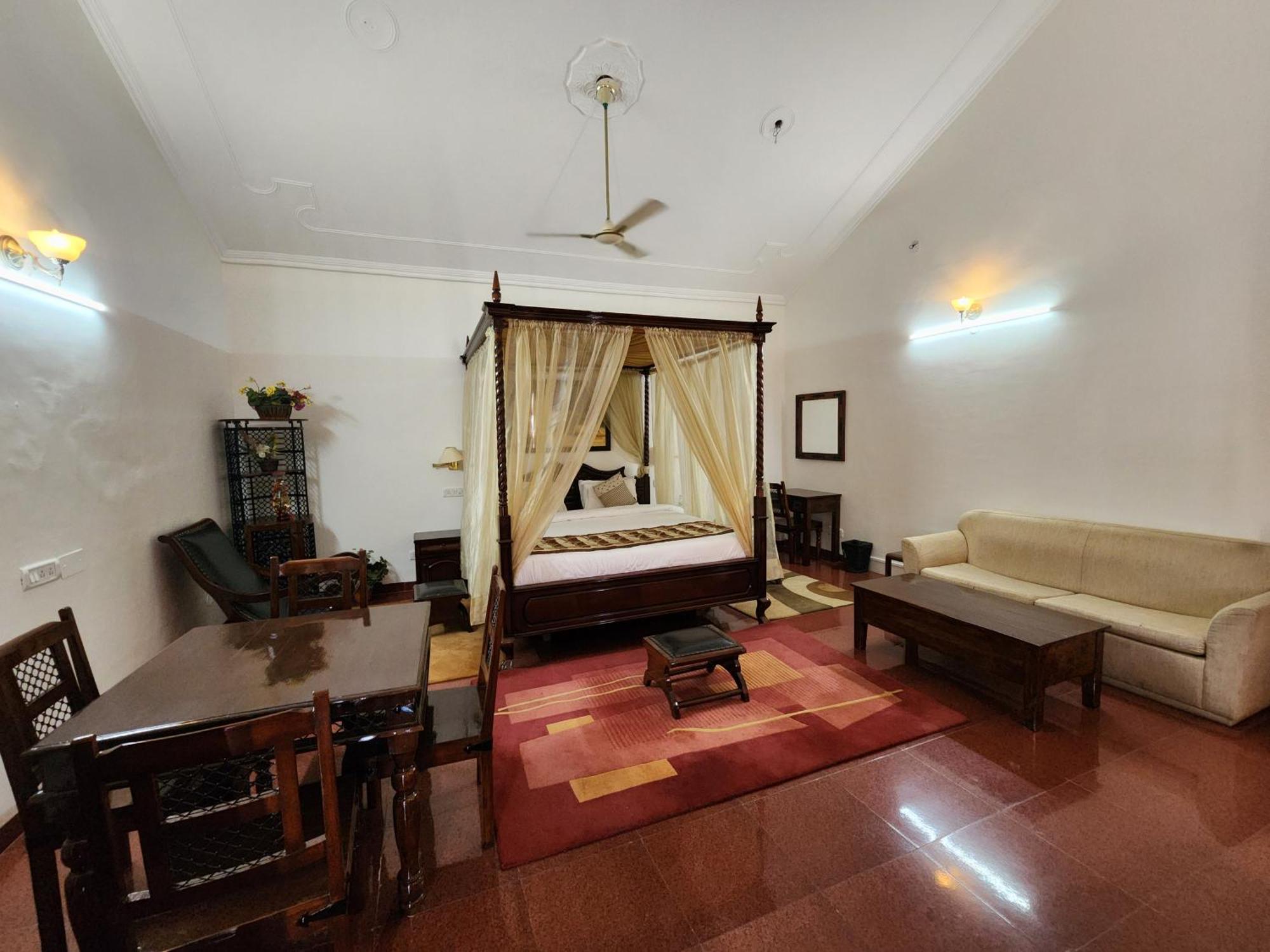Hotel Royal Ark - Kasauli Exterior photo