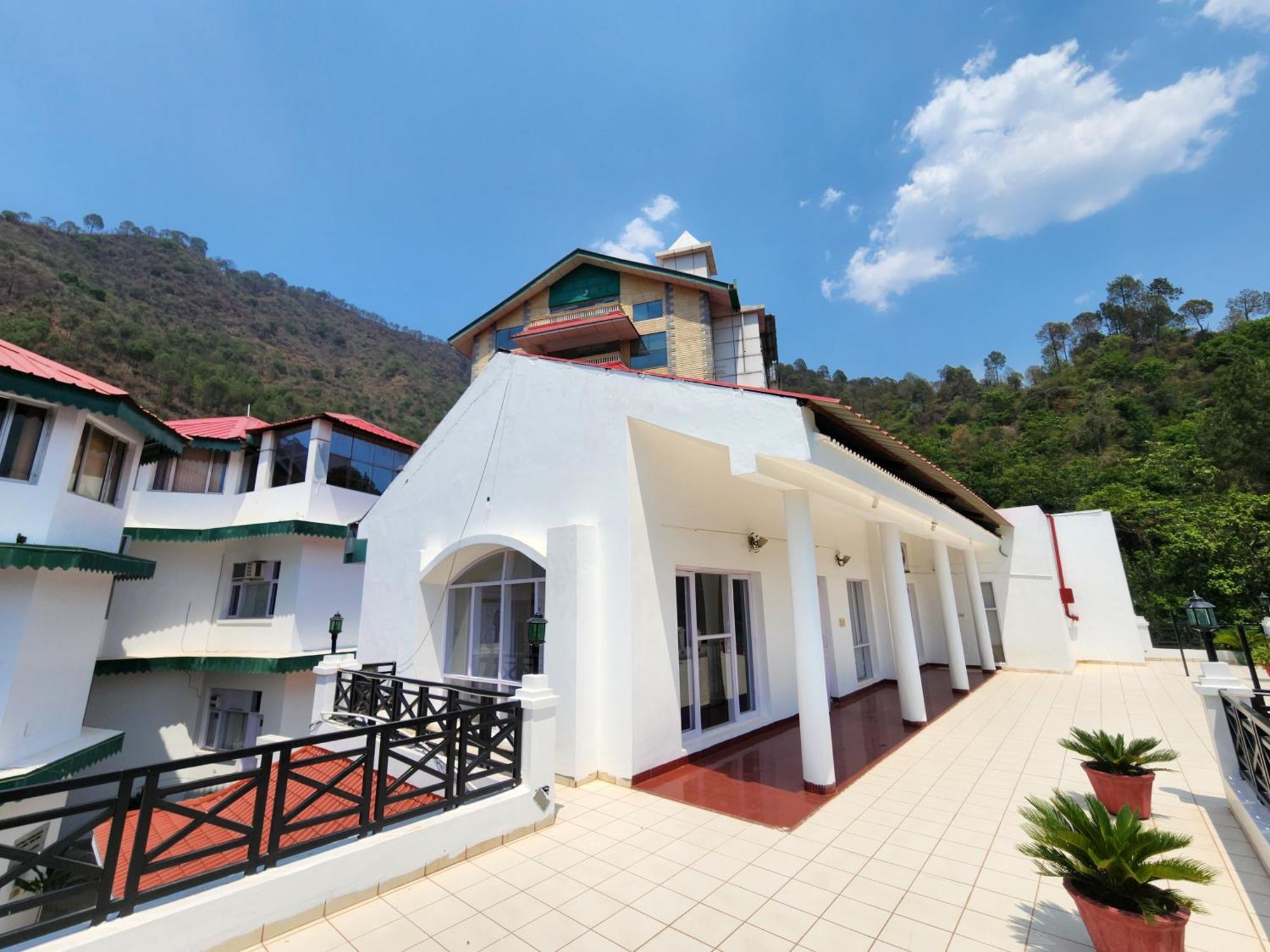 Hotel Royal Ark - Kasauli Exterior photo