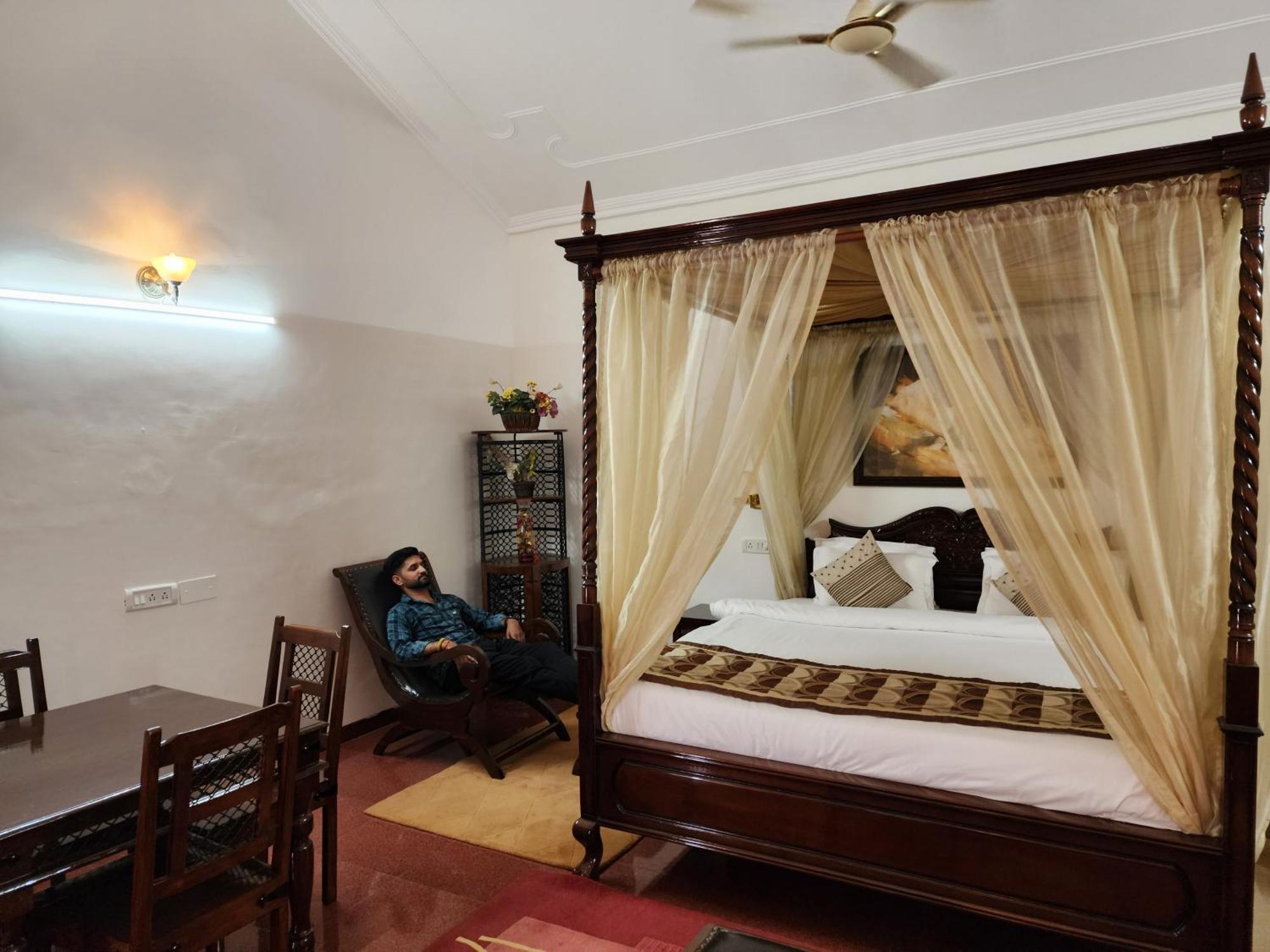 Hotel Royal Ark - Kasauli Exterior photo